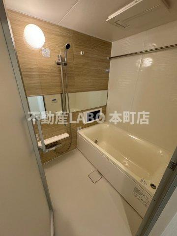 プレジオ九条の浴室