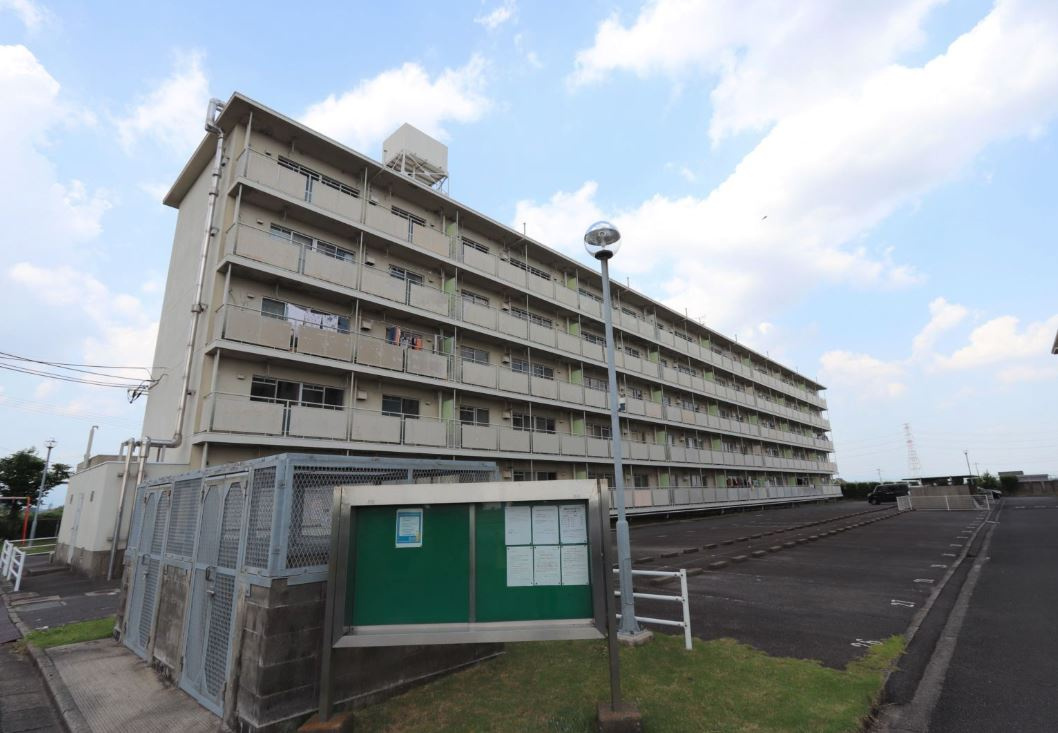 ビレッジハウス佐賀【キャッシュバック対象】のエントランス|建物の内部です