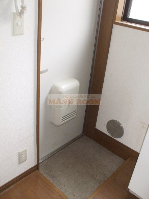 中野区松が丘１丁目のアパートの玄関