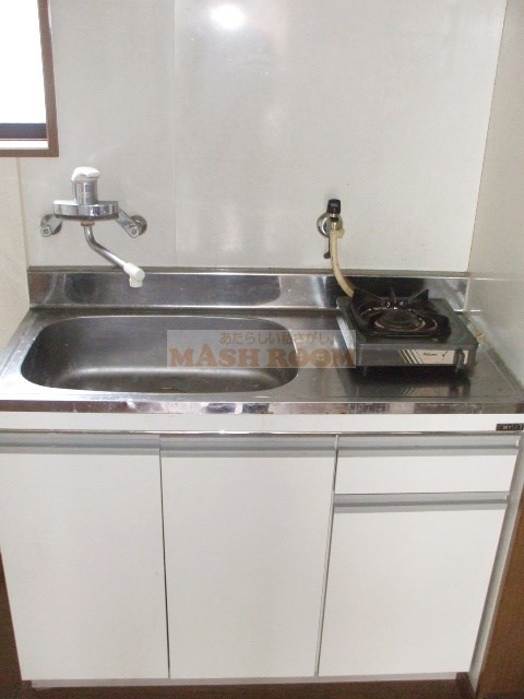 中野区松が丘１丁目のアパートのキッチン