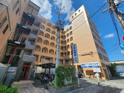 朱雀ハイツの外観