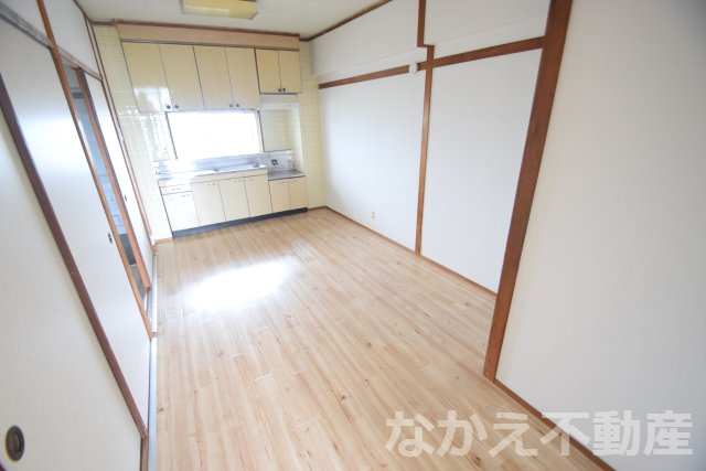 【居間・リビング】 | ゆったり過ごせる居間です