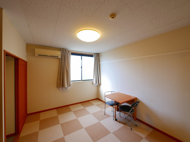 レオパレス八条Ⅲの寝室|寝室です