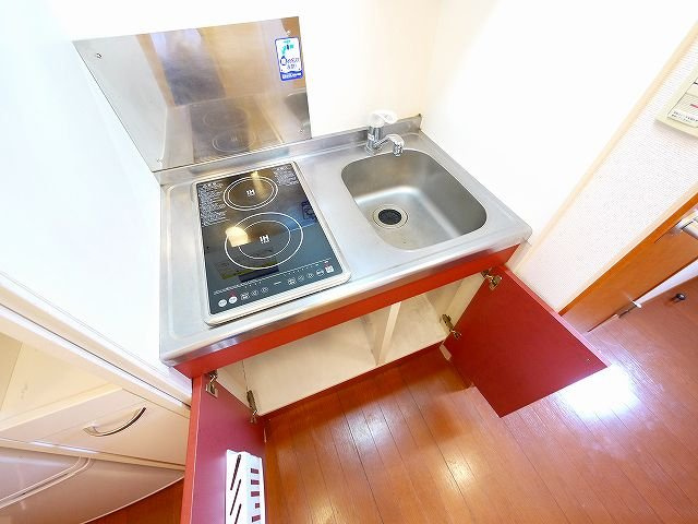 レオパレス南阪手Ⅱのキッチン|使いやすいキッチンです
