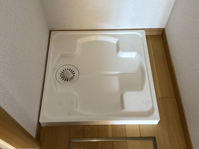 エトランス小松町Bのその他