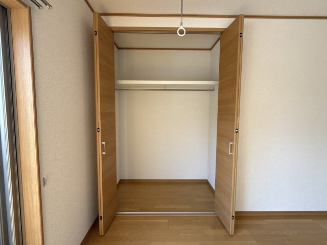 エトランス小松町Bの収納