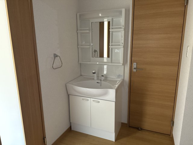 エトランス小松町Bの洗面所