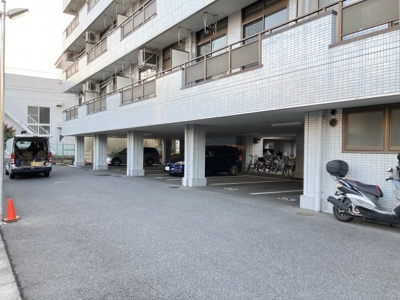 【駐車場】 | パルテール和光