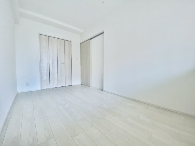 【寝室】 | スプランディッド難波WESTII
