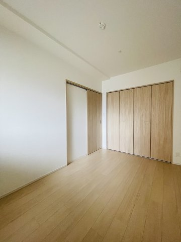 【洋室】 | スプランディッド難波WESTII
