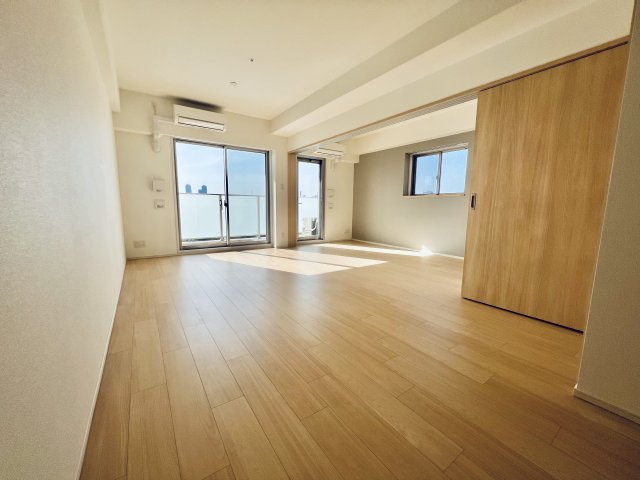 【居間・リビング】 | スプランディッド難波WESTII