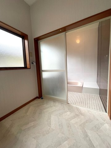 大津町杉水戸建て3DK＋広縁の洗面所|脱衣スペースもあります