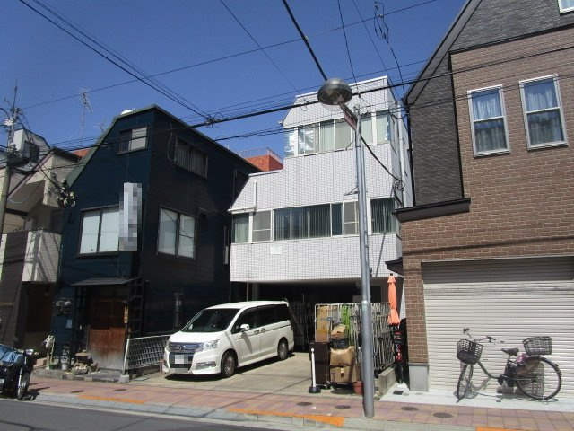 大田区田園調布２丁目のビルの外観