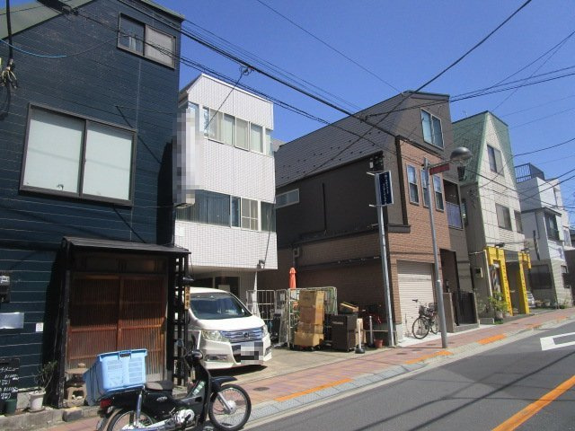 大田区田園調布２丁目のビルの外観
