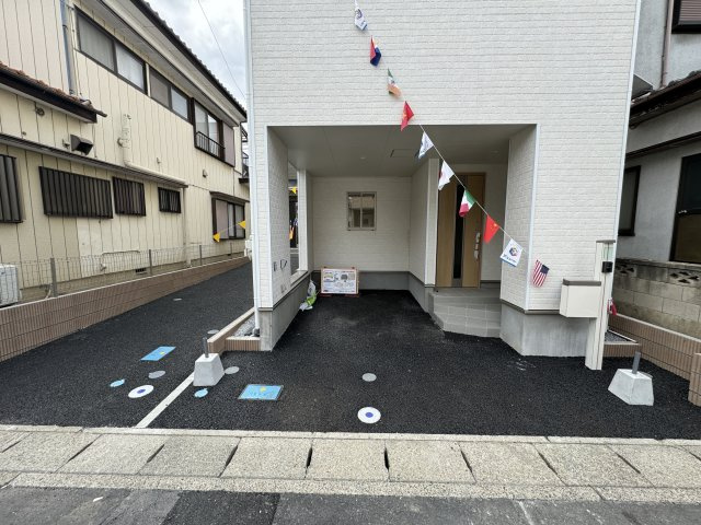 八潮市大曽根新築戸建（大曽根第20）の駐車場|1号棟駐車スペース・愛車に優しいビルトインガレージ