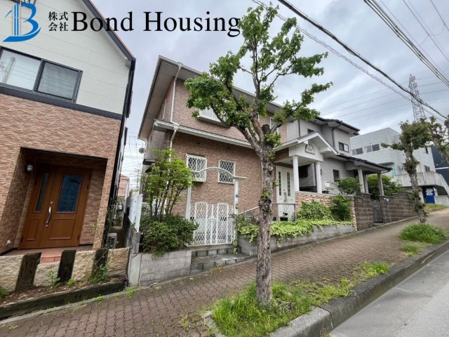 堀込車庫並列2台駐車可　二ツ屋　築25年のその他