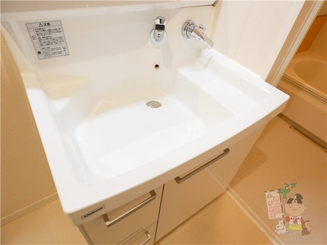 シャーメゾン沖の洗面所