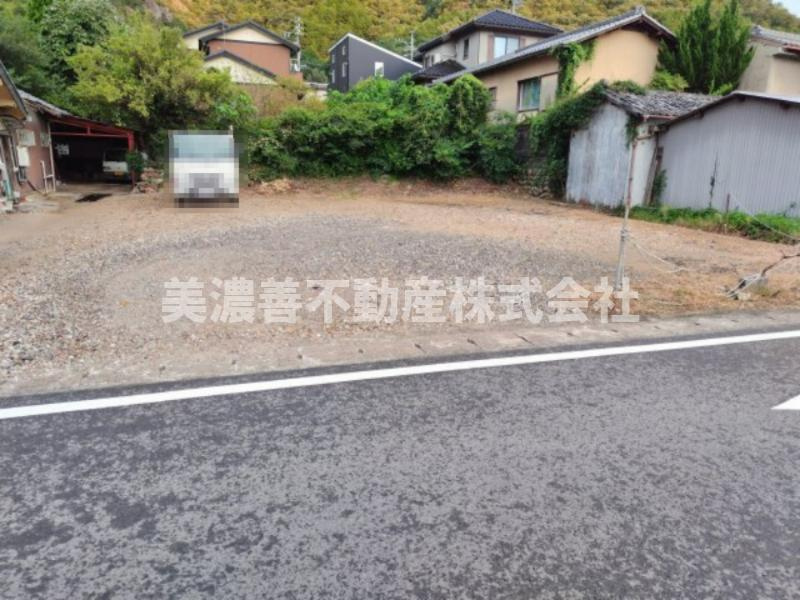 ６１６０５　岐阜市岩崎土地の外観
