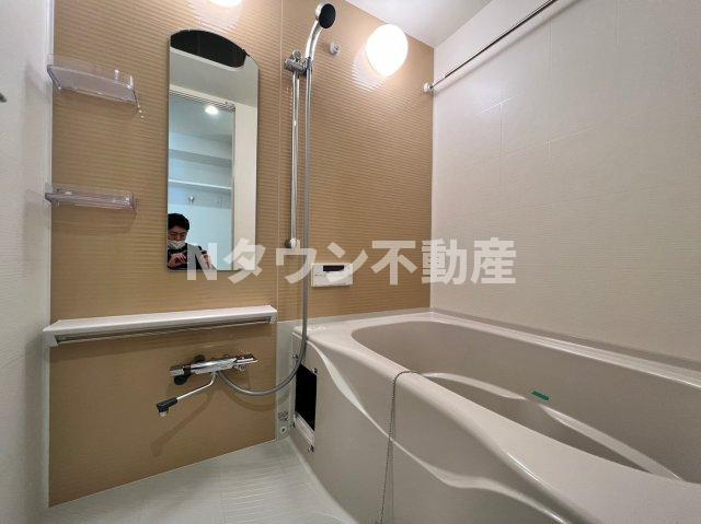 【浴室】 | プレサンス新栄ユリシス | 落ち着いた空間のお風呂です