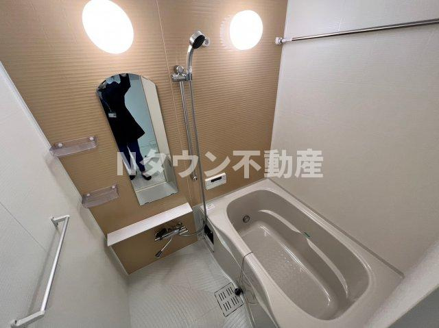 【浴室】 | プレサンス新栄ユリシス | 日々の暮らしに欠かせないお風呂です