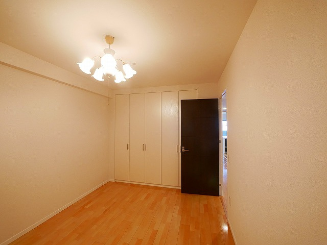 アークレジデンス奈良の洋室