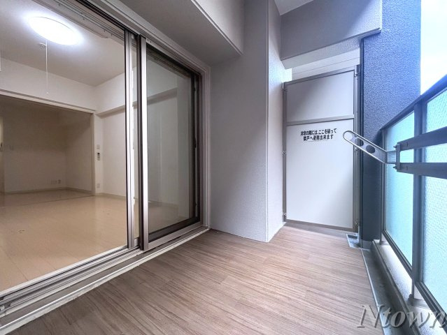 【バルコニー】 | エステムプラザ名古屋駅前プライムタワー | 暖かな日差しのふりそそぐバルコニー