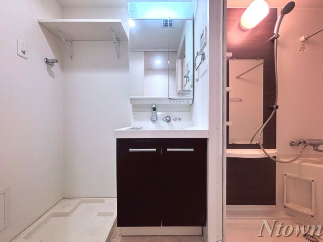 【独立洗面台】 | エステムプラザ名古屋駅前プライムタワー | 朝の身支度には欠かせない独立洗面化粧台