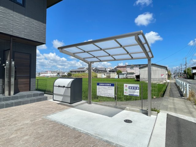 レジデンスコート奈良大安寺のその他共用部分|屋根付き駐輪場