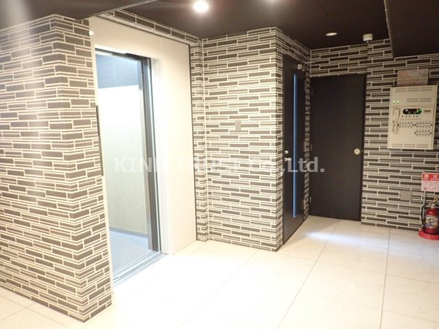 R SQUARE 東天満のロビー|清潔なロビーです