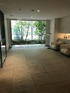 【ロビー】