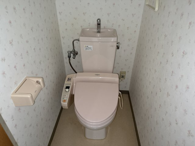 アビックス英賀保駅前のトイレ