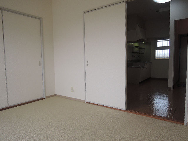 ファーストイン広畑の内装