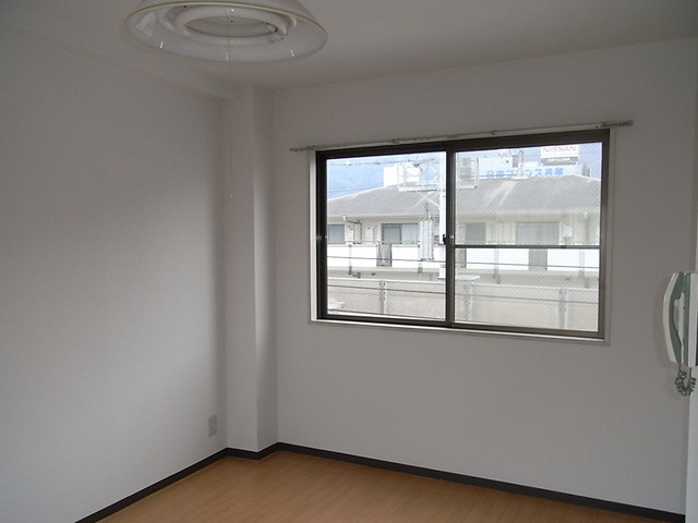 シャルム大石の居間・リビング