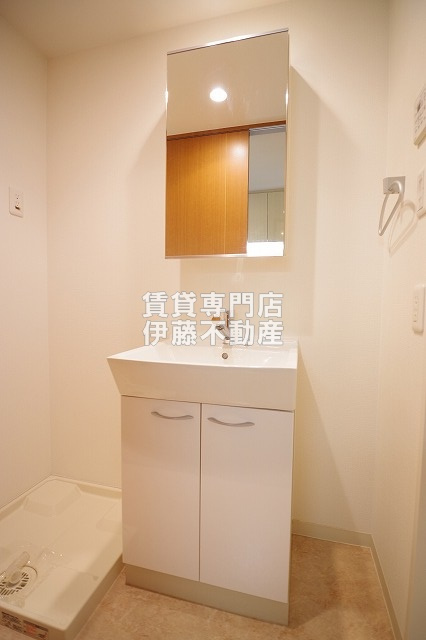 RIDGE大曾根の洗面所|独立洗髪洗面化粧台