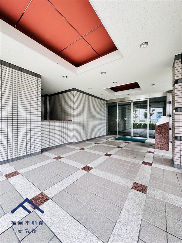 グリーンハイツ室見河畔のエントランス