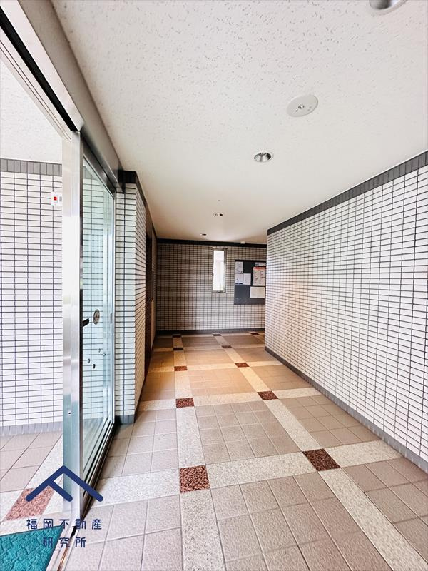 グリーンハイツ室見河畔のエントランス