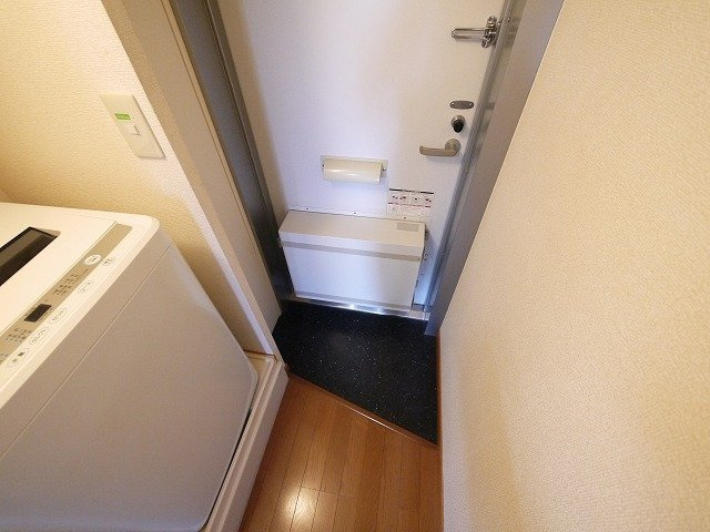 レオパレスナップロイヤルの玄関|毎日通る玄関はこちらです
