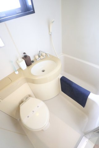 錦町ハイツの浴室