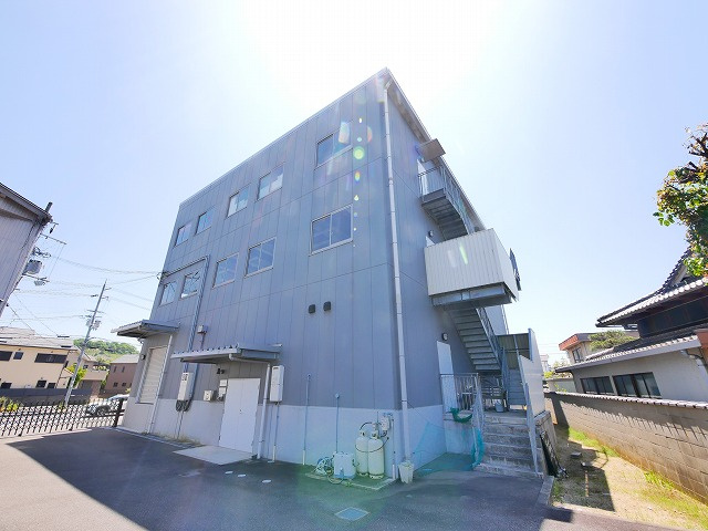 木津川原田　貸店舗の外観パース