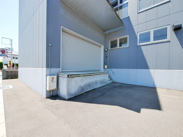 木津川原田　貸店舗の駐車場