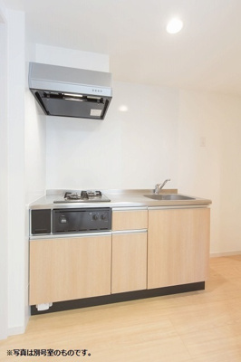 【キッチン】 | dormire箱崎(ドルミーレハコザキ) | 別号室の写真になります。現況優先。