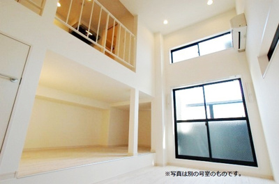 【居間・リビング】 | コンフォルテ和白丘 | 別号室の写真になります。現況優先。