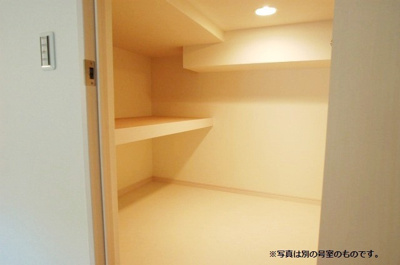 【収納】 | コンフォルテ和白丘 | 別号室の写真になります。現況優先。