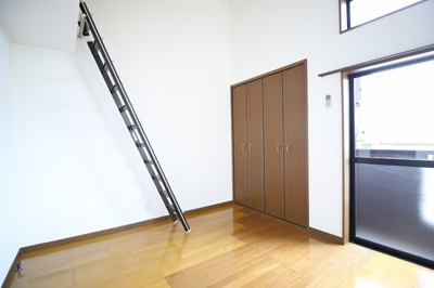 【居間・リビング】 | ポラリス筑紫丘 | 別号室の写真になります。現況優先。