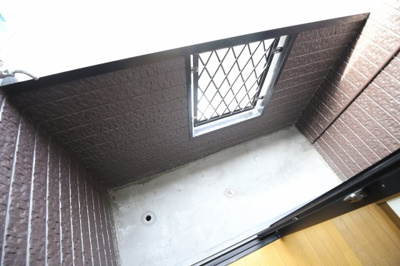 【バルコニー】 | ポラリス筑紫丘 | 別号室の写真になります。現況優先。
