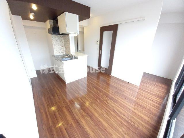 ザ・コッチ神戸の居間・リビング