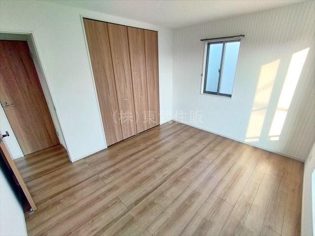 【寝室】の画像