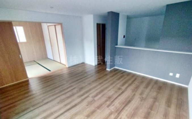 【居間・リビング】の画像