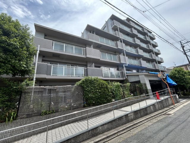 ◆５階南西角住戸◆室内全面リフォーム済みの美室◆京阪本線・宇治線「中書島」駅徒歩６分◆ペルル伏見桃山の外観|外観　※現在マンションの大規模修繕工事中です