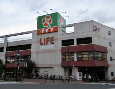 【周辺】 | KUT　※5/7内見開始 | ライフ 千川駅前店まで646ｍ